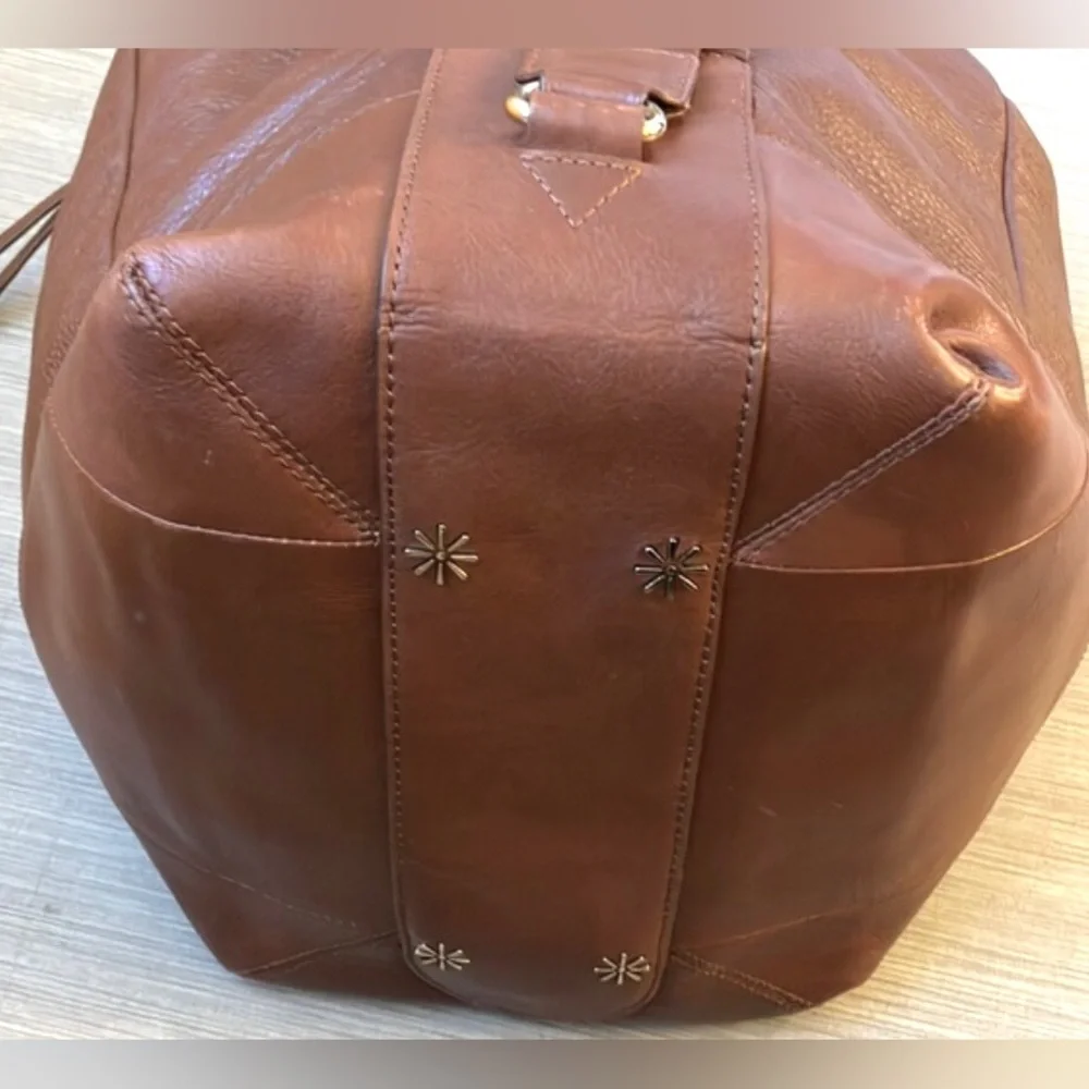 Isaac Mizrahi Live Genuine Leather Back Pack or Shoulder bag 17”x11.5”x10.25”